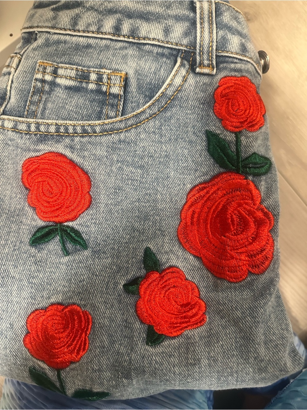 SHEIN Red Rose Embroidered Light Blue Denim Mini Skirt